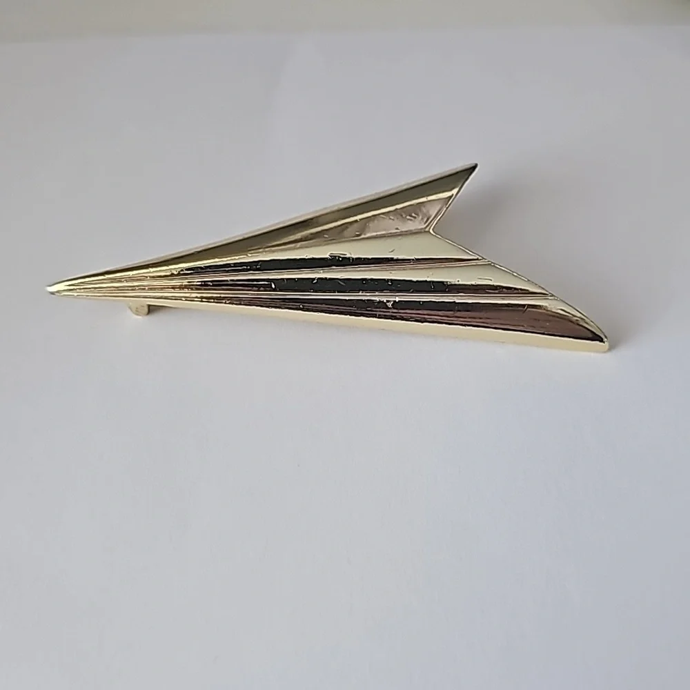 1980s Vintage AJC (American Jewelry Company) V Airplane Brooch